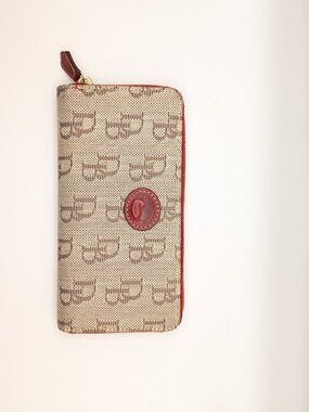 Dooney & Bourke Signature Jacquard Zip-Around Wallet | Beige Canvas & RedrLeathe